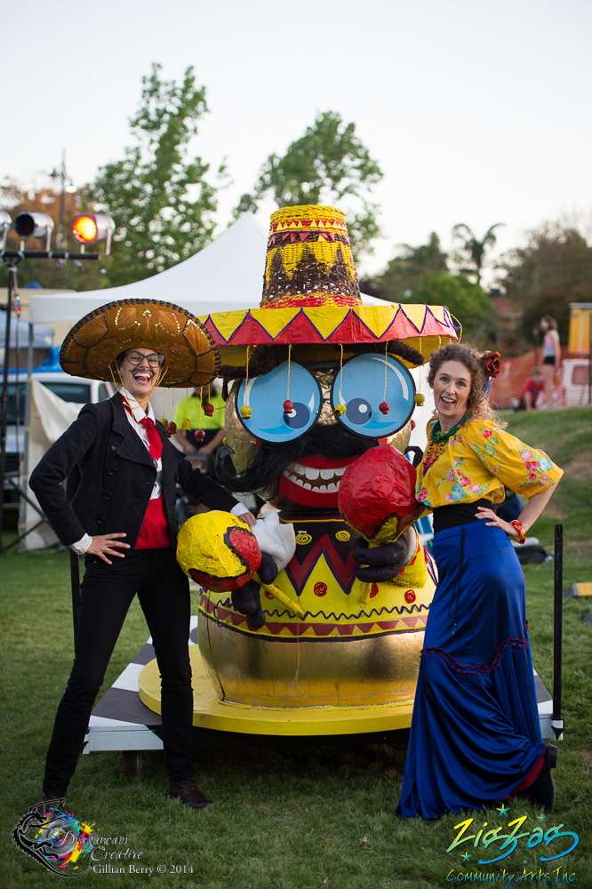 2014 Zig Zag Festival Parade float - Mr Mustacio Mexical Cactus Worm