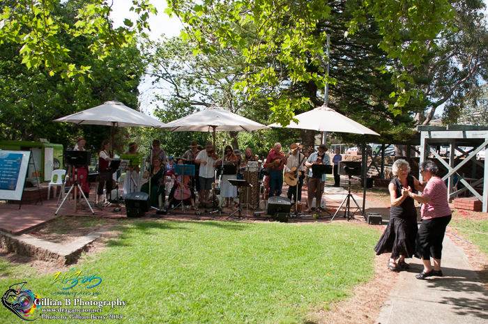 Chooks play the 2013 Zig Zag Festival Rotary Checkerboard Stage